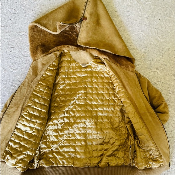 UGG winter Jacket - Picture 5 of 7